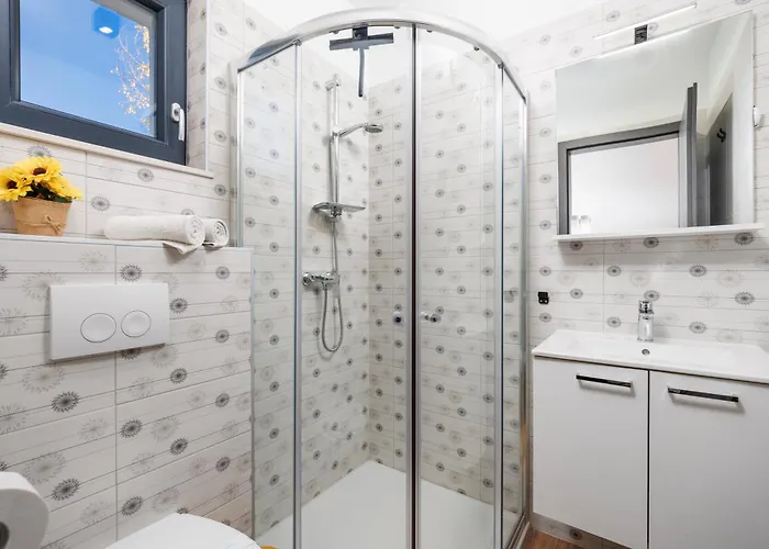 Verimar - Novi Vinodolski - By 22estates 度假居 *